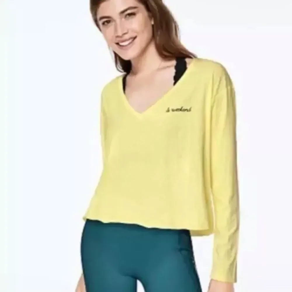 Victoria’s Secret PINK long sleeve V-neck Lightweight Crop tee shirt top yellow